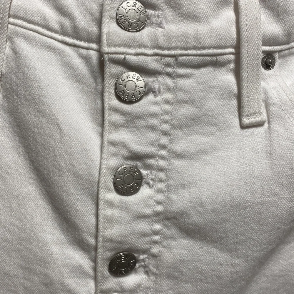 NWT J CREW Essential Straight Jean Sz 31P